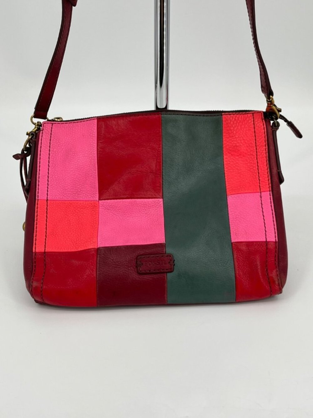 Vintage Fossil Emma Crossbody Patchwork Leather Pink Red Zip Adjustable Strap